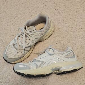 Women's Reebok Cream, Gray, mint Green Sneakers DMX Foam